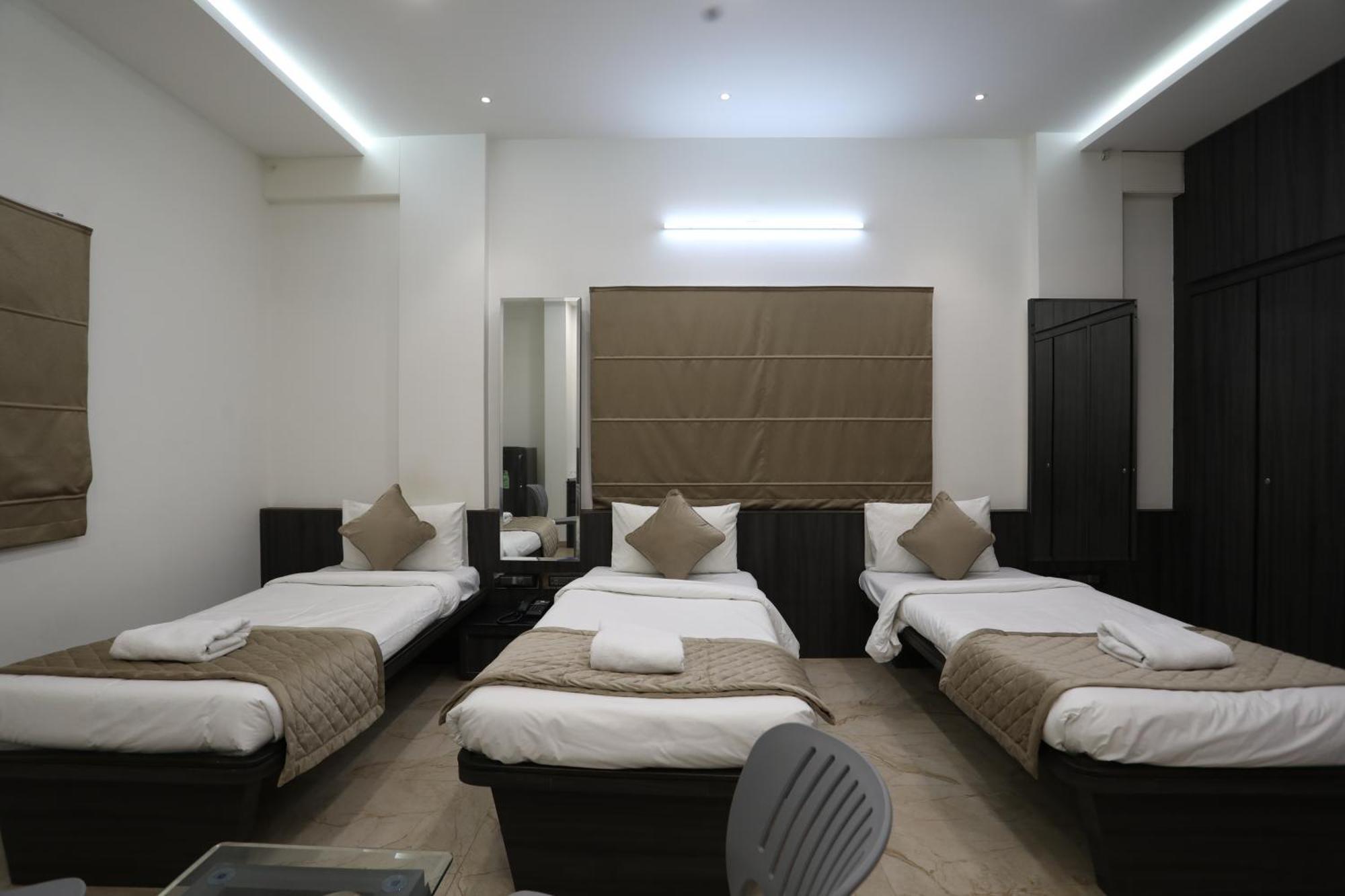 Hotel Ajinkya Palace Evrengabad Dış mekan fotoğraf